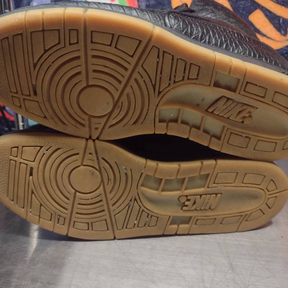 Nike Air Python - Picture 2 of 6